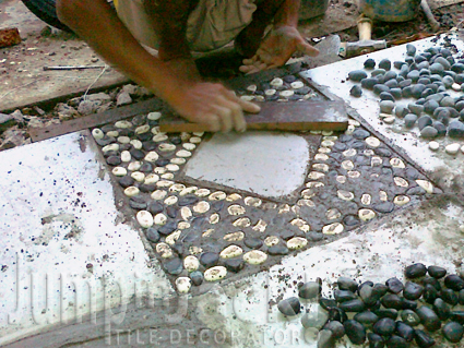 kombinasi keramik  dan batu alam